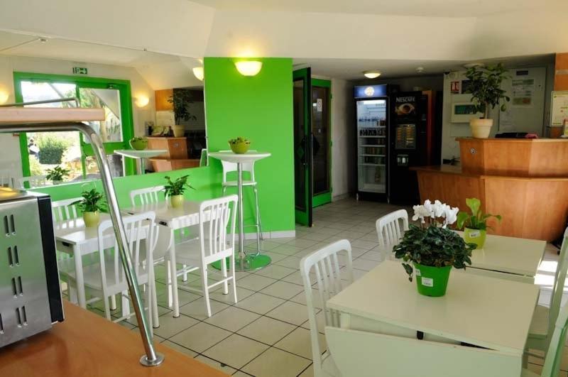 Lemon Hotel - Mery sur Oise\u002FCergy Extérieur photo